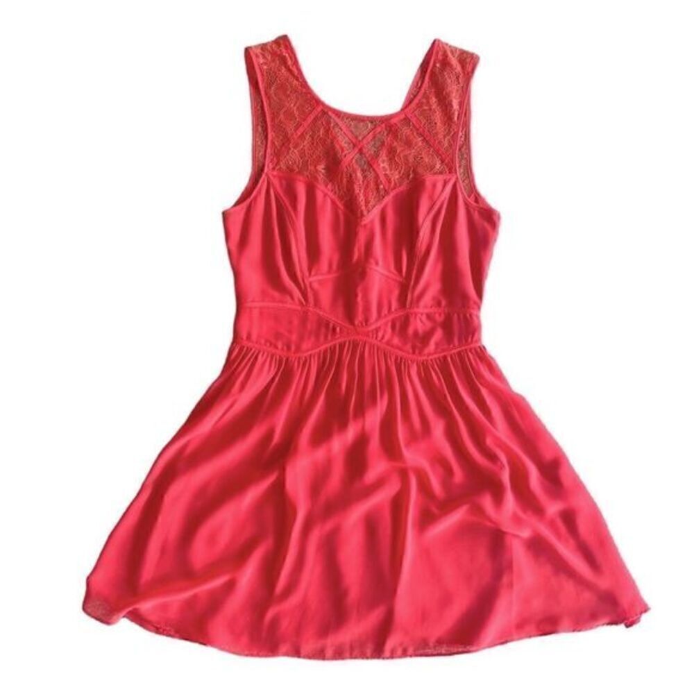 BCBGeneration Lava Lace Dress Women’s Size 8